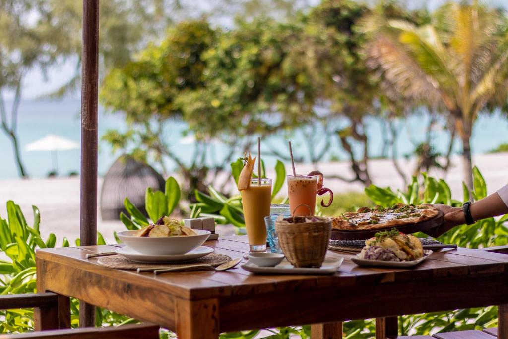 The Royal sands, Oceanside Idyll, Koh Rong