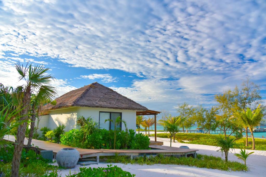The Royal sands, Oceanside Idyll, Koh Rong