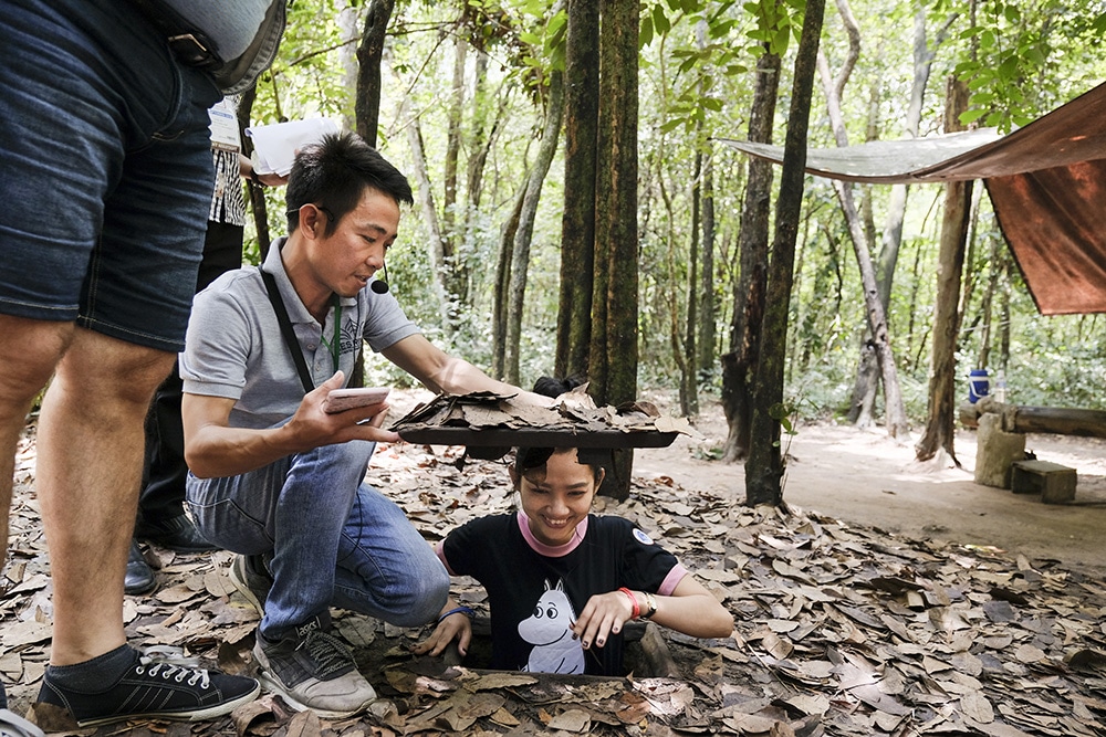 CU CHI TUNNELS 